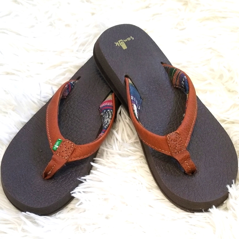Sanuk Leather Flip Flops